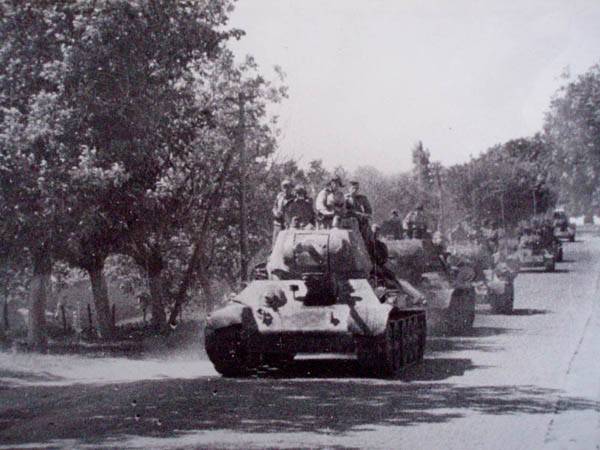 Съветска танкова част на българска територия